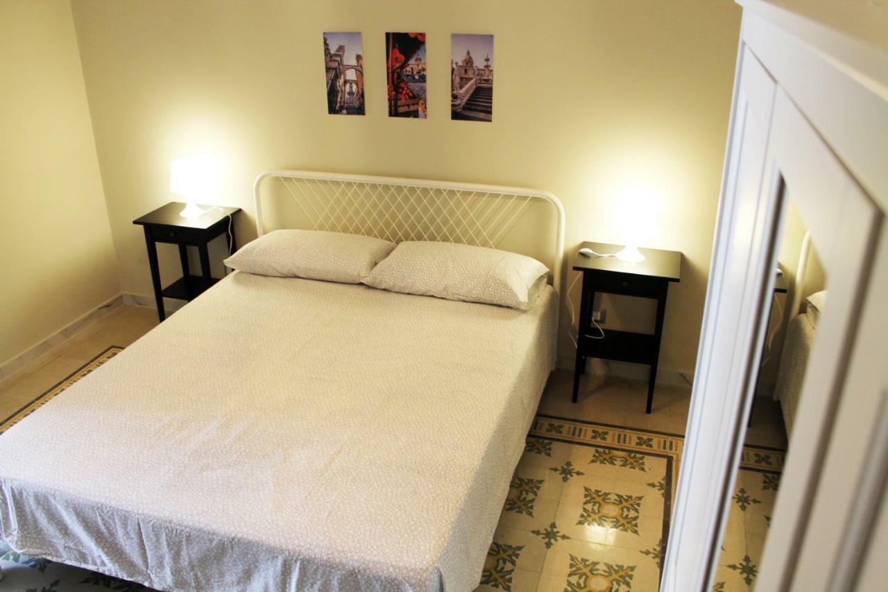 Casa Verdi, Confortevole Bilocale In Centro, 1° P Leilighet Bagheria Eksteriør bilde